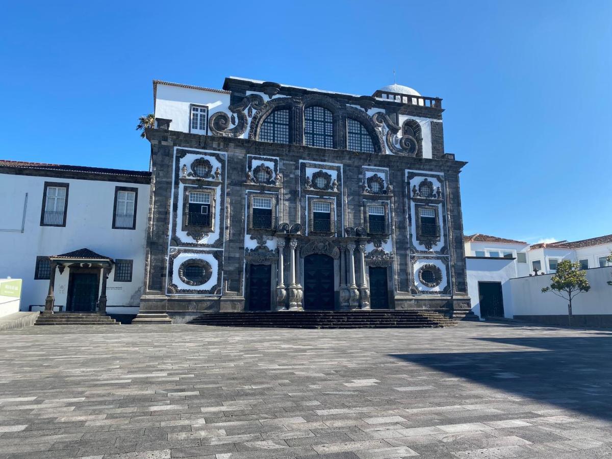 Central House Al Ponta Delgada  Exterior photo